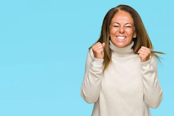 Bella Donna Adulta Mezza Età Che Indossa Maglione Invernale Sfondo — Foto Stock