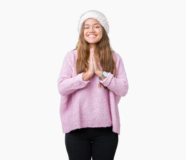 Junge Schöne Brünette Frau Trägt Pullover Und Wintermütze Über Isoliertem — Stockfoto