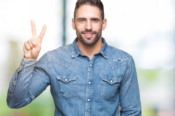 Joven Hombre Guapo Sobre Fondo Aislado Mostrando Señalando Hacia Arriba — Foto de Stock