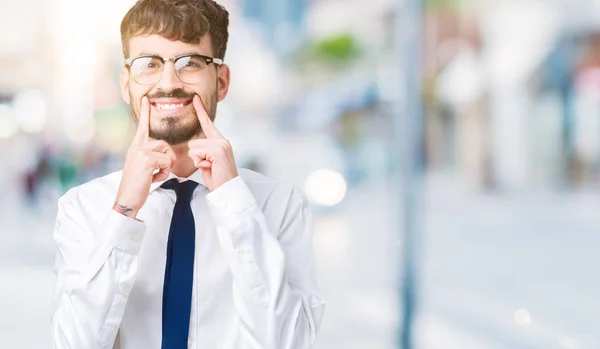 Jeune Homme Affaires Beau Portant Des Lunettes Sur Fond Isolé — Photo