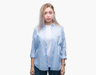 Genç Sarışın kadın izole arka plan yüzünden depresyona ve kızgın ve korkmuş ağlıyor için sıkıntı, endişe. Üzgün ifade.