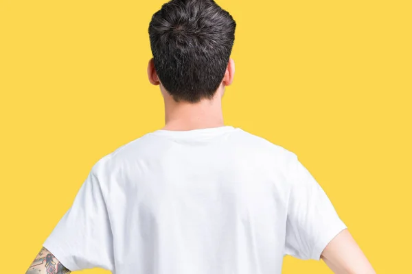 Junger Gutaussehender Mann Mit Weißem Shirt Vor Isoliertem Hintergrund Der — Stockfoto
