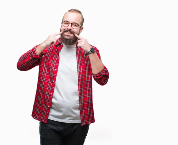 Homem Jovem Hipster Caucasiano Vestindo Óculos Sobre Fundo Isolado Sorrindo — Fotografia de Stock