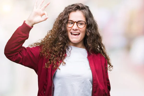 Bella Bruna Capelli Ricci Giovane Ragazza Indossa Giacca Occhiali Sfondo — Foto Stock