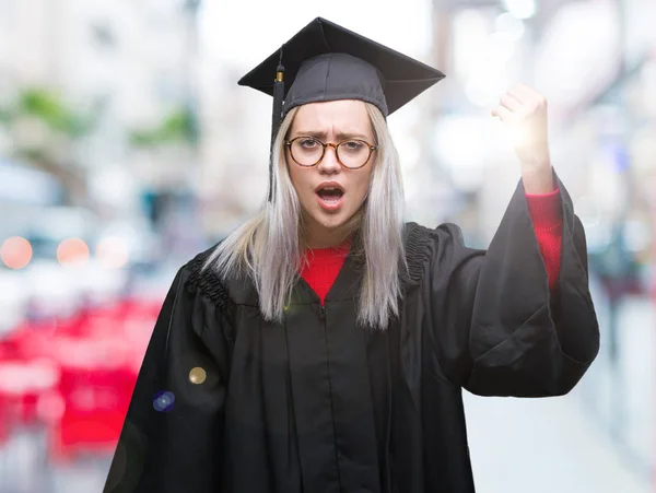 Mulher Loira Jovem Vestindo Uniforme Pós Graduação Sobre Fundo Isolado — Fotografia de Stock