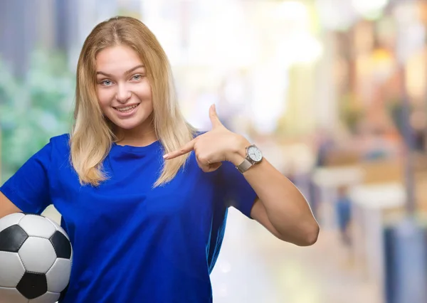 Young Caucasian Woman Holding Soccer Ball Isolated Background Surprise Face — Stock Photo, Image