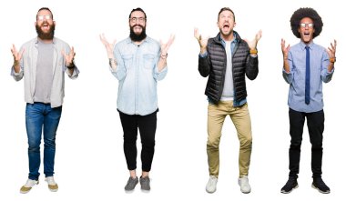 Kolaj bir grup genç adam beyaz üzerinde arka plan deli izole ve deli bağırarak ve agresif ifade ve silah kaldırdı bağırıyor. Hayal kırıklığı kavramı.