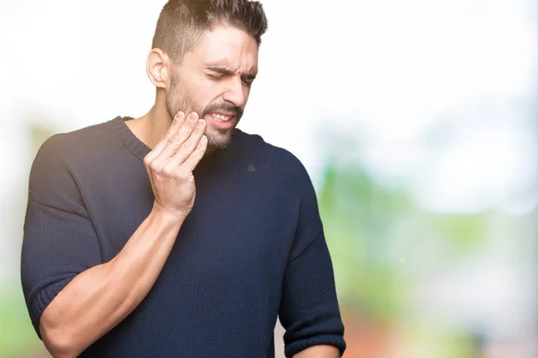 Joven Hombre Guapo Usando Suéter Sobre Fondo Aislado Tocando Boca — Foto de Stock