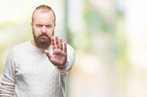 Joven Hombre Hipster Caucásico Con Suéter Invierno Sobre Fondo Aislado —  Fotos de Stock