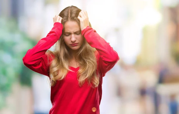 Jonge Mooie Blonde Vrouw Dragen Rode Trui Geïsoleerde Achtergrond Lijden — Stockfoto