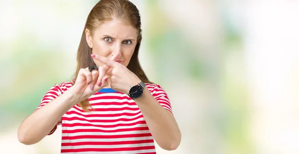 Reife Frau Mittleren Alters Trägt Lässiges Shirt Über Isoliertem Hintergrund — Stockfoto