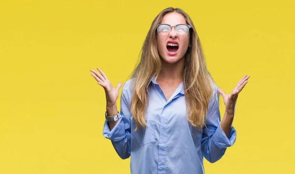 Giovane Bella Donna Affari Bionda Indossa Occhiali Sfondo Isolato Pazzo — Foto Stock