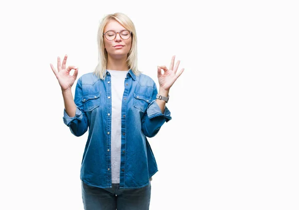 Jonge Mooie Blonde Vrouw Dragen Bril Geïsoleerde Achtergrond Ontspannen Lachend — Stockfoto