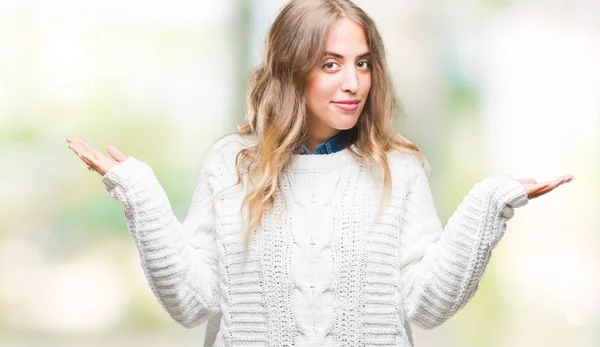 Schöne Junge Blonde Frau Trägt Winterpullover Über Isoliertem Hintergrund Ahnungslosen — Stockfoto