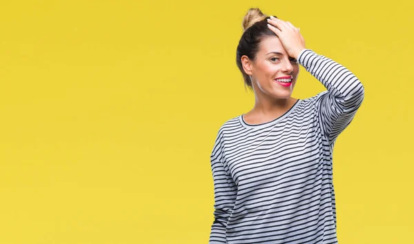 Junge Schöne Frau Lässigen Streifen Pullover Über Isolierten Hintergrund Überrascht — Stockfoto