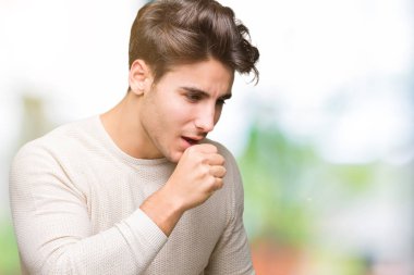 Yakışıklı delikanlı duygu hasta ve soğuk veya bronşit için semptom olarak öksürük izole arka plan üzerinde. Sağlık kavramı.