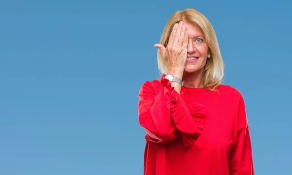 Middle Age Blonde Woman Isolated Background Covering One Eye Hand — Stock Photo, Image