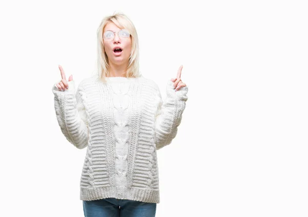Junge Schöne Blonde Frau Trägt Winterpullover Und Brille Über Isoliertem — Stockfoto