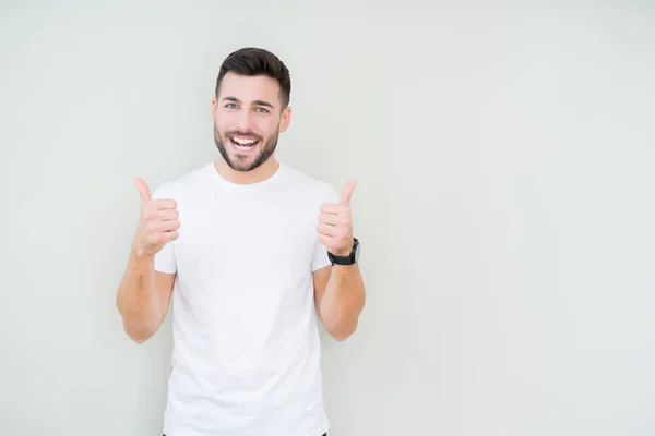 Ung Vacker Man Bär Casual Vit Shirt Över Isolerade Bakgrund — Stockfoto