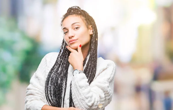 Young Gevlochten Hair Afrikaans Amerikaans Meisje Trui Dragen Geïsoleerde Achtergrond — Stockfoto