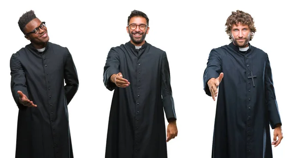 Collage Sacerdoti Cristiani Uomini Sfondo Isolato Sorridente Amichevole Offrendo Stretta — Foto Stock