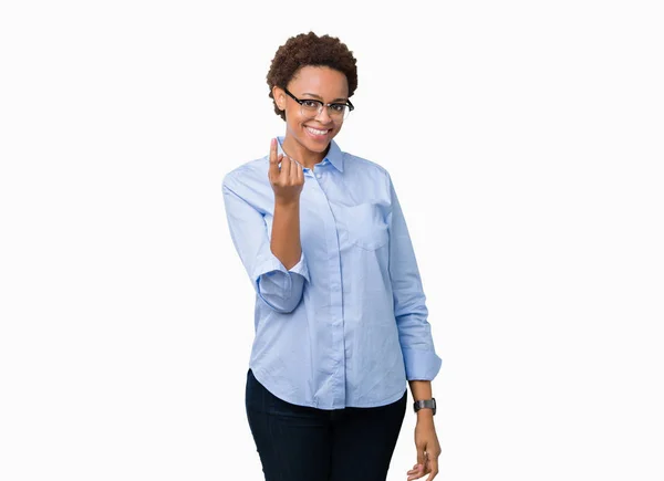 Jovem Bela Mulher Negócios Afro Americana Sobre Fundo Isolado Beckoning — Fotografia de Stock