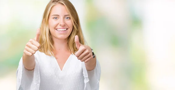 Mooie Elegante Jongedame Geïsoleerde Achtergrond Goed Keuren Doen Positief Gebaar — Stockfoto