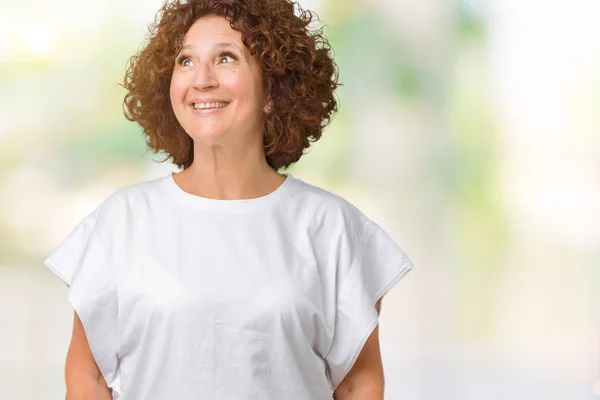 Hermosa Mujer Mediana Edad Ager Vistiendo Camiseta Blanca Sobre Fondo —  Fotos de Stock