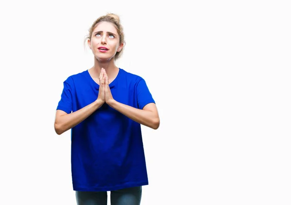 Jonge Mooie Blond Blauwe Ogen Vrouw Blauw Shirt Dragen Geïsoleerde — Stockfoto