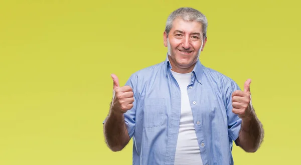 Hombre Mayor Guapo Sobre Signo Éxito Fondo Aislado Haciendo Gesto — Foto de Stock