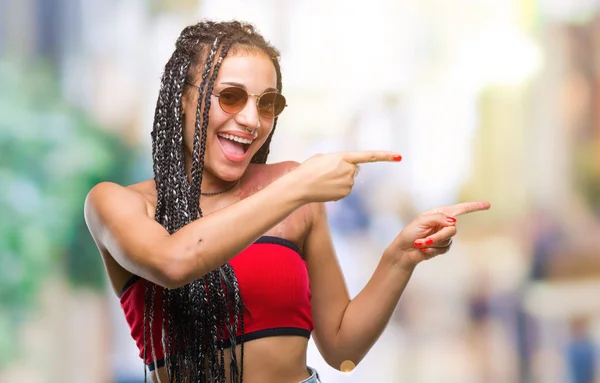 Cabello Trenzado Joven Afroamericano Con Marca Nacimiento Con Gafas Sol —  Fotos de Stock