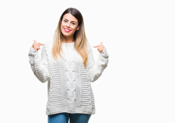 Giovane Bella Donna Casual Maglione Bianco Sfondo Isolato Guardando Fiducioso — Foto Stock