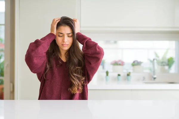 Young Beautiful Woman Home Suffering Headache Desperate Stressed Because Pain — Stock Photo, Image