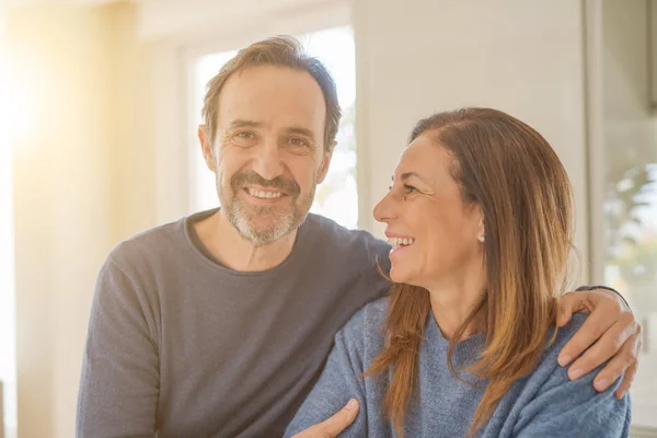 Romantic Middle Age Couple Love Home — Stock Photo, Image
