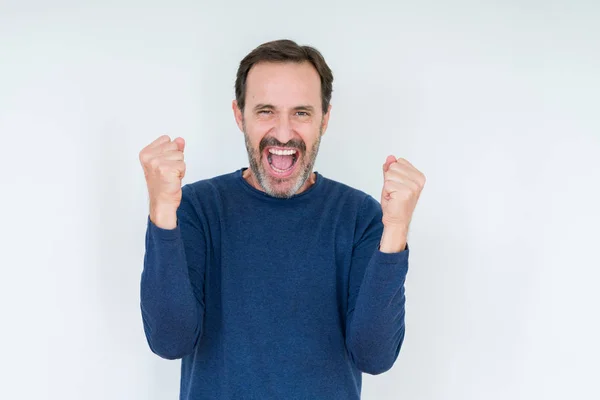 Elegante Senior Man Geïsoleerde Achtergrond Vieren Verrast Verbaasd Voor Succes — Stockfoto