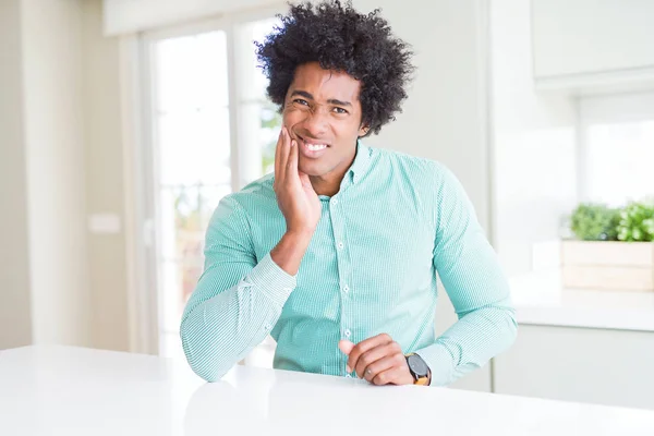 African American Business Man Wearing Elegant Shirt Touching Mouth Hand — Stock Photo, Image