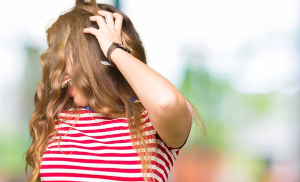 Ung Vacker Kvinna Som Bär Glasögon Dans Lycklig Och Glad — Stockfoto