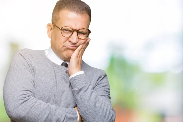 Geschäftsleute Mittleren Alters Arabischer Mann Mit Brille Über Isoliertem Hintergrund — Stockfoto