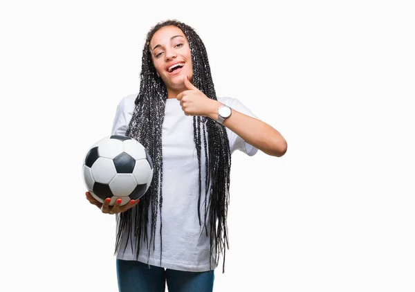 Joven Trenzado Pelo Afroamericano Chica Sosteniendo Pelota Fútbol Sobre Fondo —  Fotos de Stock