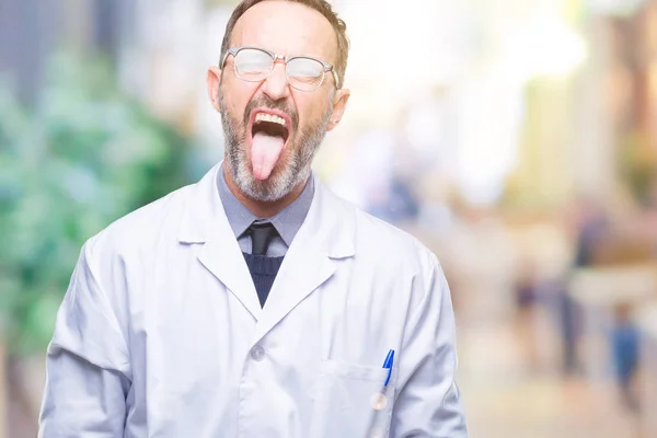 Hombre Profesional Mediana Edad Con Uniforme Blanco Sobre Fondo Aislado — Foto de Stock