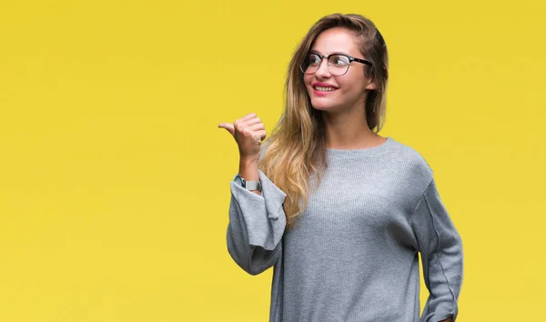 Giovane Bella Donna Bionda Che Indossa Occhiali Sfondo Isolato Sorridente — Foto Stock