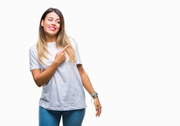 Joven Hermosa Mujer Casual Camiseta Blanca Sobre Fondo Aislado Alegre —  Fotos de Stock