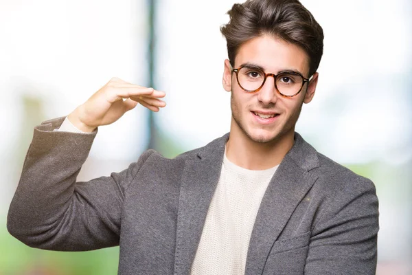 Giovane Uomo Affari Indossa Occhiali Sfondo Isolato Gesticolando Con Mani — Foto Stock