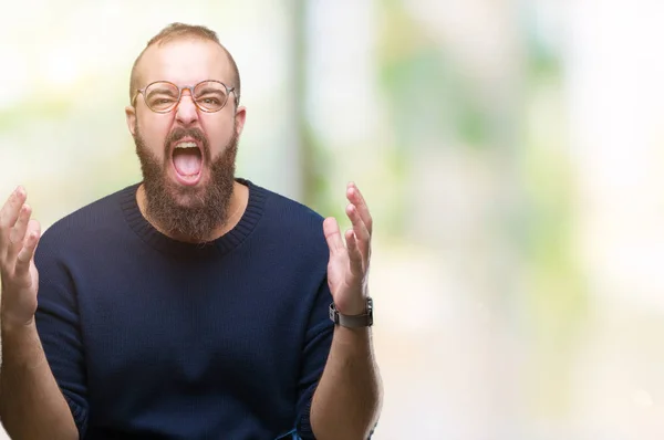 Junger Kaukasischer Hipstermann Mit Sonnenbrille Über Isoliertem Hintergrund Verrückt Und — Stockfoto