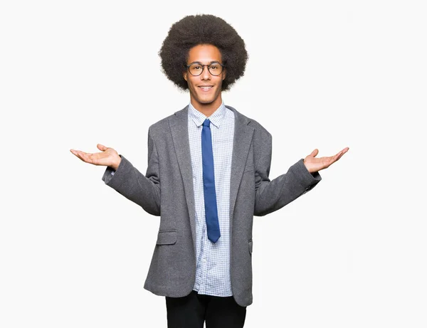 Jovem Homem Negócios Afro Americano Com Cabelo Afro Usando Óculos — Fotografia de Stock