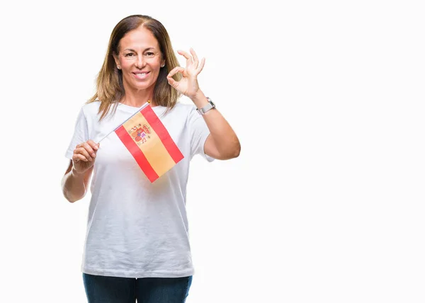 Латиноамериканка Средних Лет Флагом Испании Изолированном Фоне Делает Знак Пальцами — стоковое фото