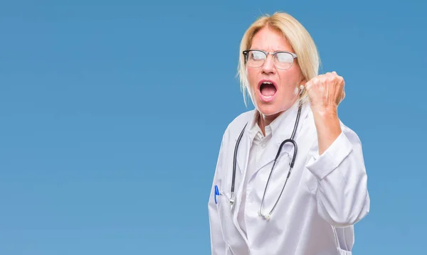 Middle Age Blonde Doctor Woman Isolated Background Angry Mad Raising — Stock Photo, Image