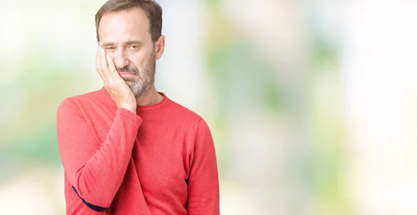 Bello Uomo Anziano Hoary Mezza Età Indossa Maglione Invernale Sfondo — Foto Stock