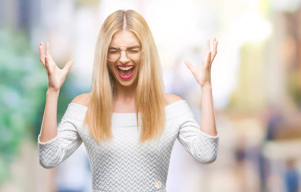 Jovem Mulher Loira Bonita Vestindo Óculos Sobre Fundo Isolado Celebrando — Fotografia de Stock