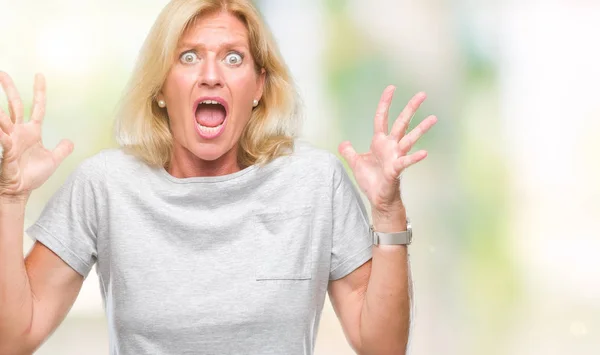 Middle Age Blonde Woman Isolated Background Crazy Mad Shouting Yelling — Stock Photo, Image